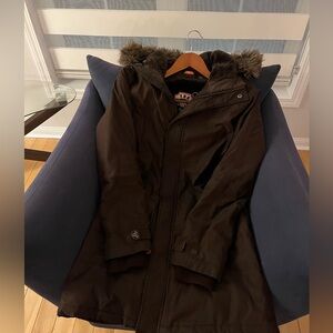 Women’s Winter Coat Aritzia